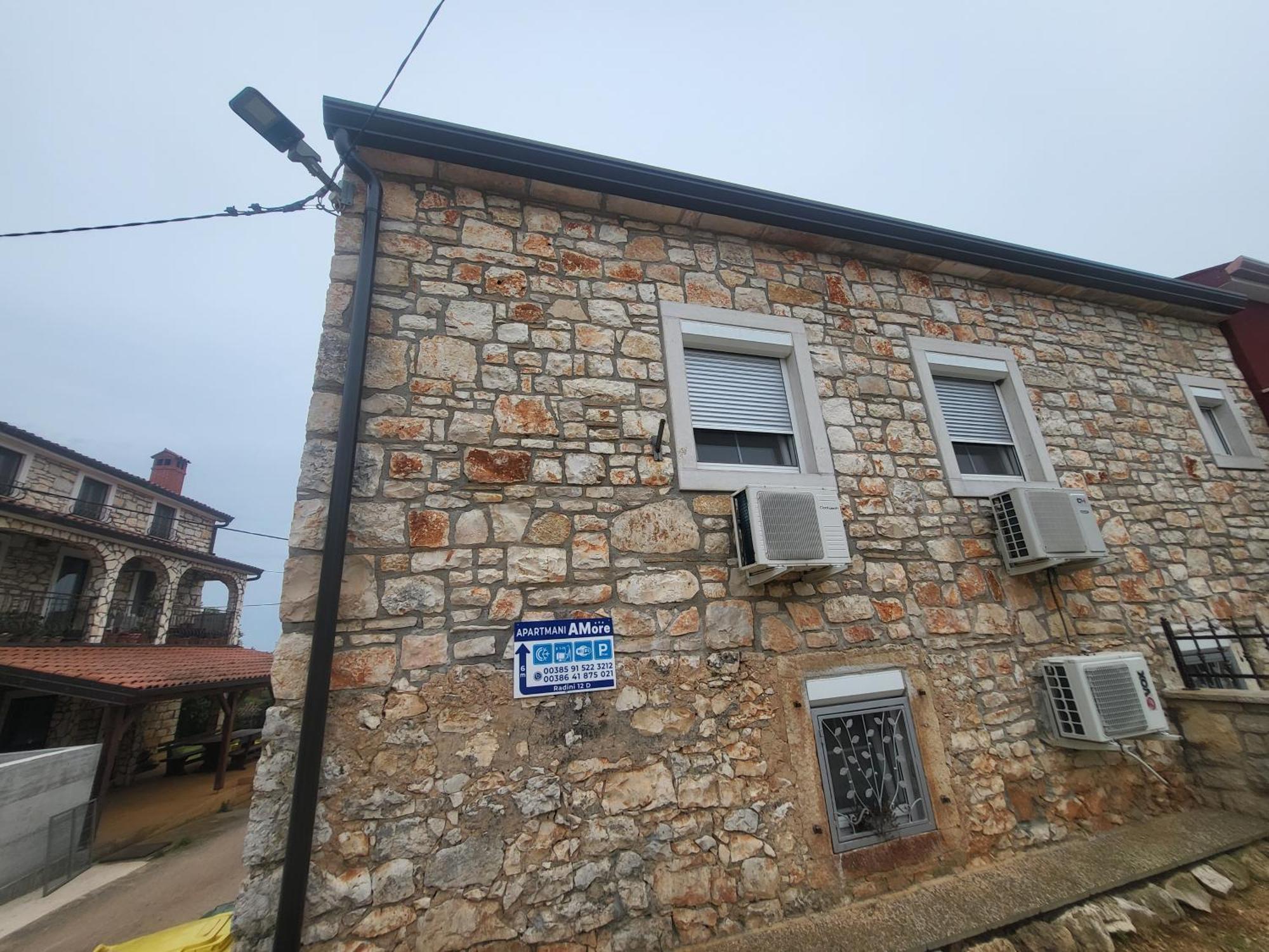 Villa Amore Radini Istrian Romantic Studio With Private Parking And Terrace Brtonigla Exterior foto